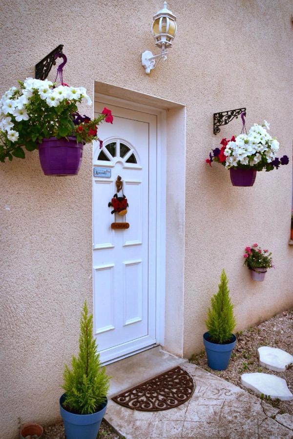 Douce Vallee Vaux-les-Saint-Claude Exterior photo
